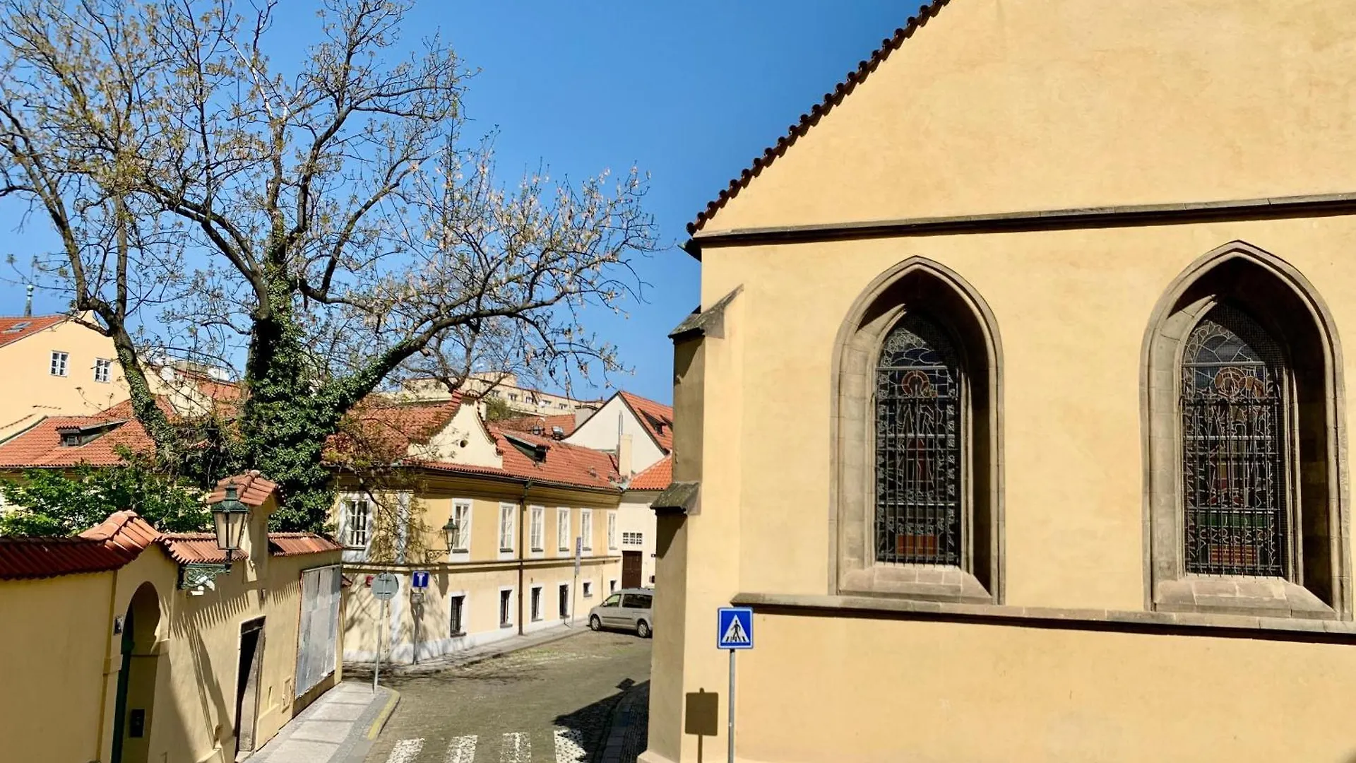 Apartment Romance In The Old Town Prag
